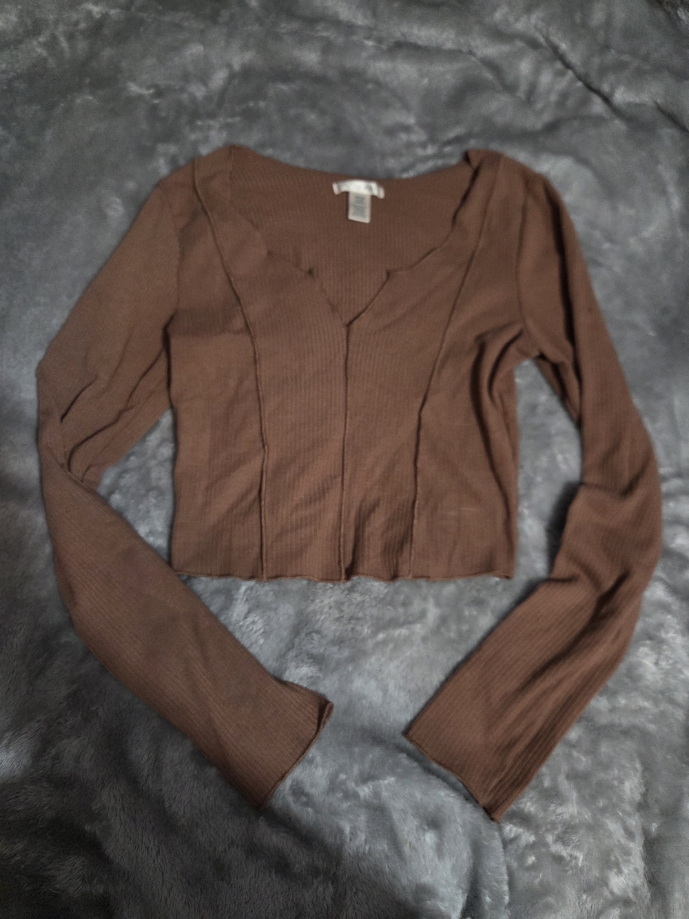 Brown Ribbed V-Neck Long Sleeve Top